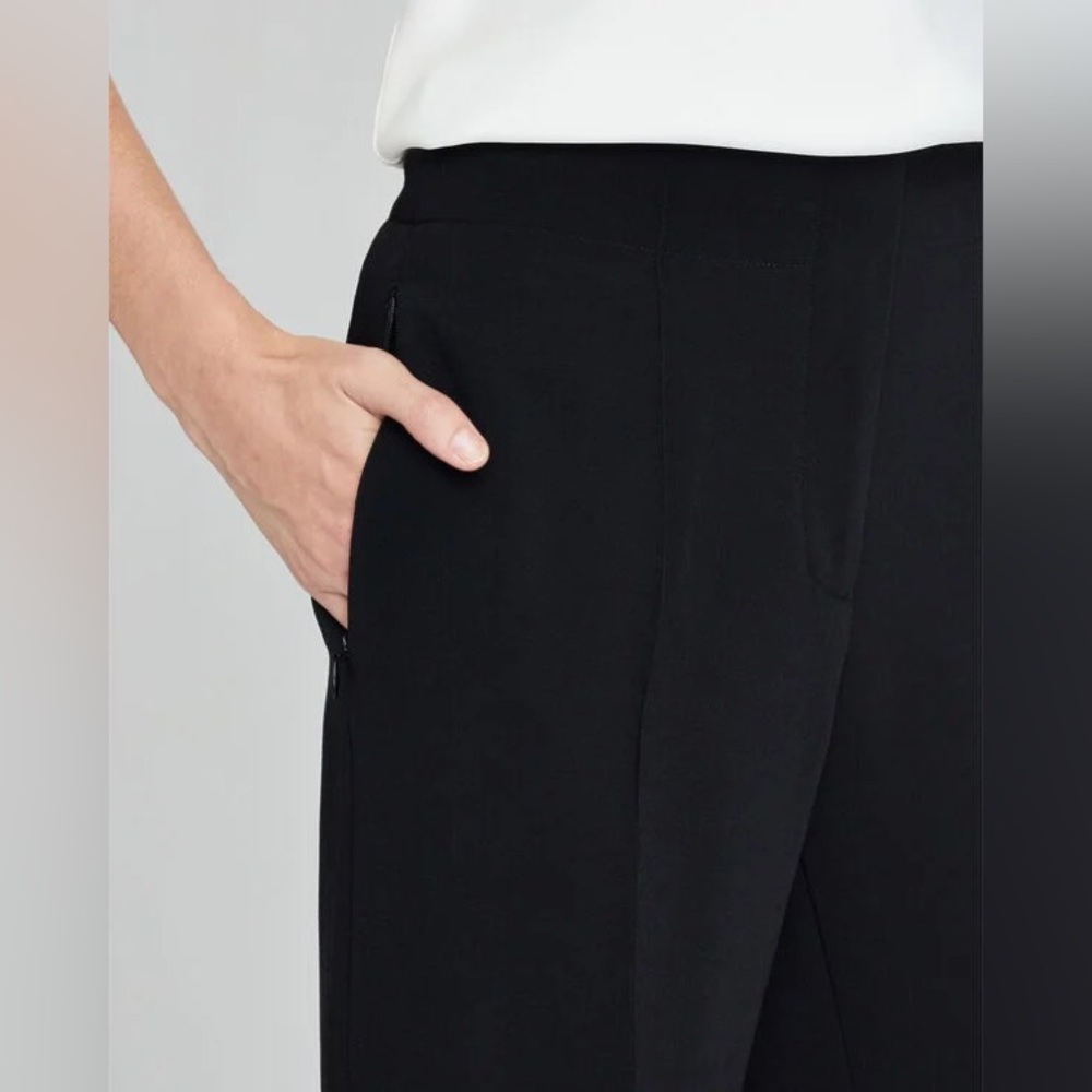 Club Monaco Fluid Crepe Trouser. Never worn, no tags. Size 10.